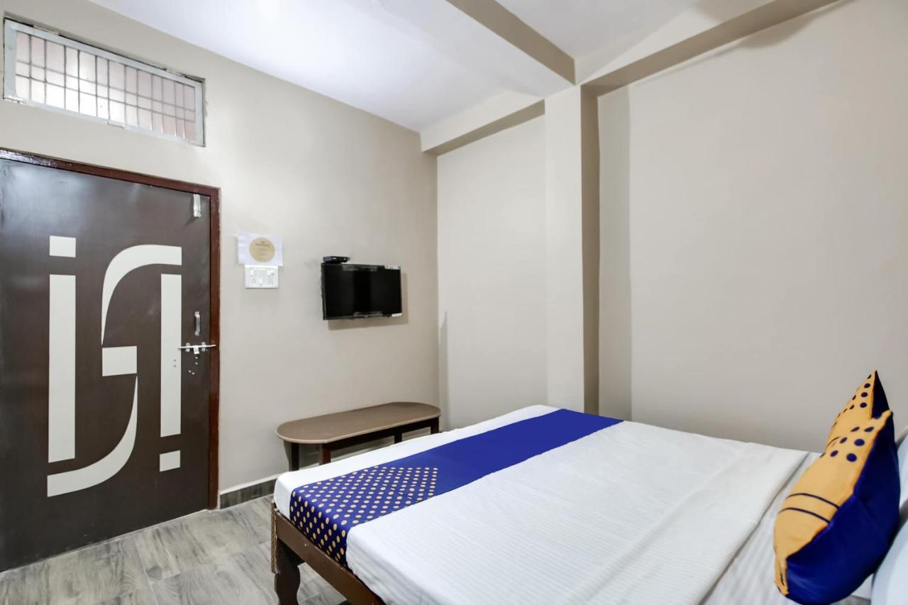 Spot On Hotel Madhur Prem Katni Eksteriør bilde