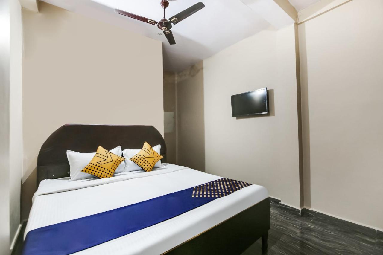Spot On Hotel Madhur Prem Katni Eksteriør bilde